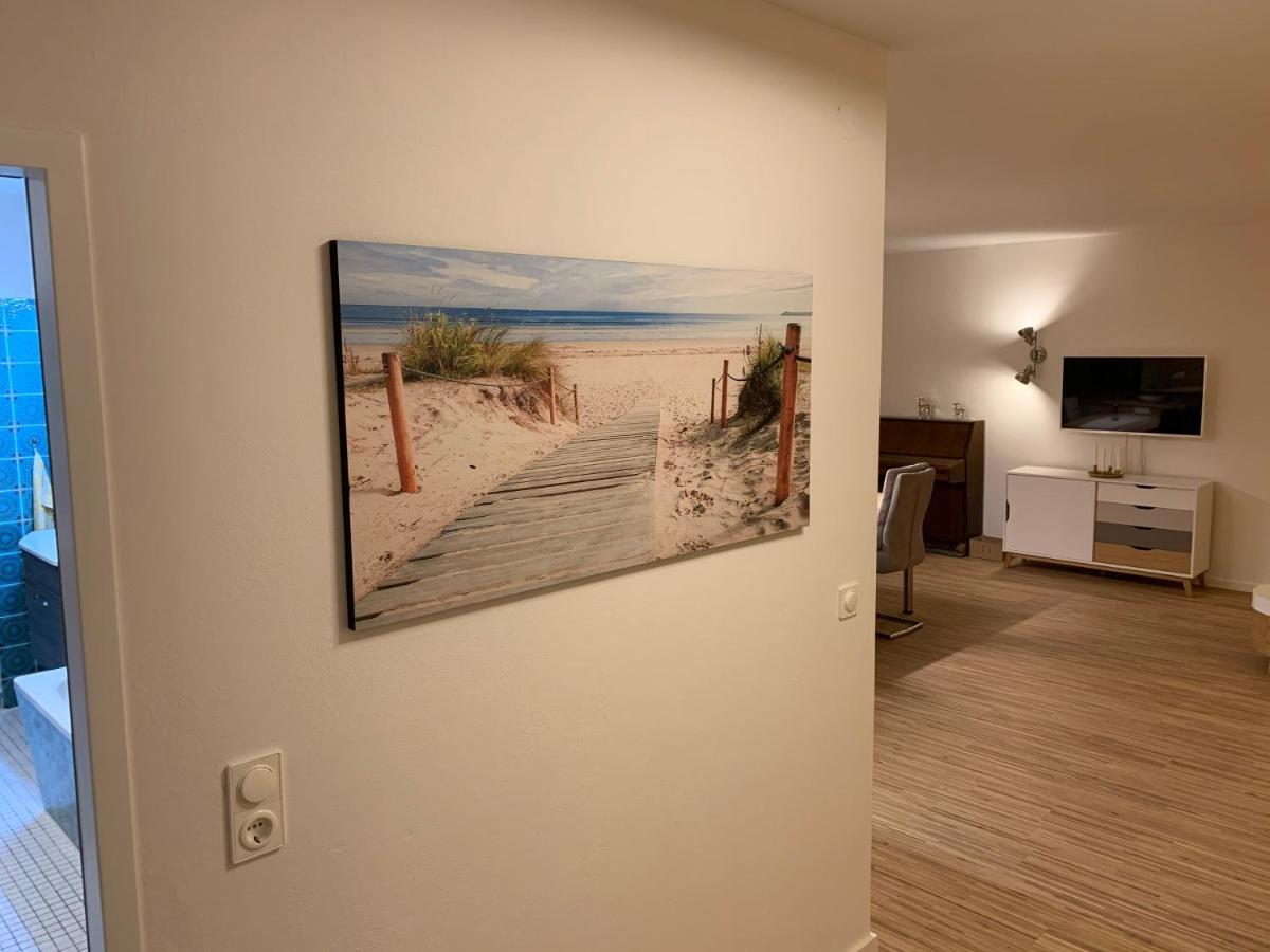 Moderne Ferienwohnung Nahe Swr Und Golfplatz Baden-Baden Eksteriør billede